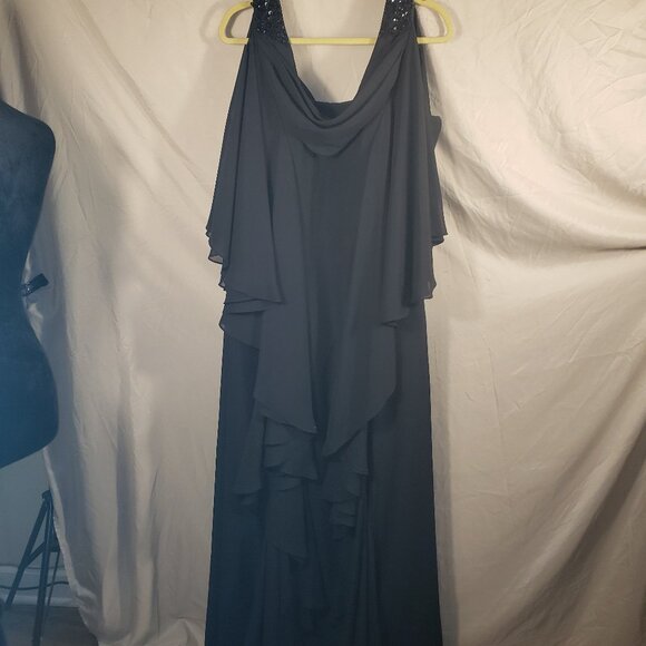 JJS HOUSE Black Gown w/Draped Shoulders